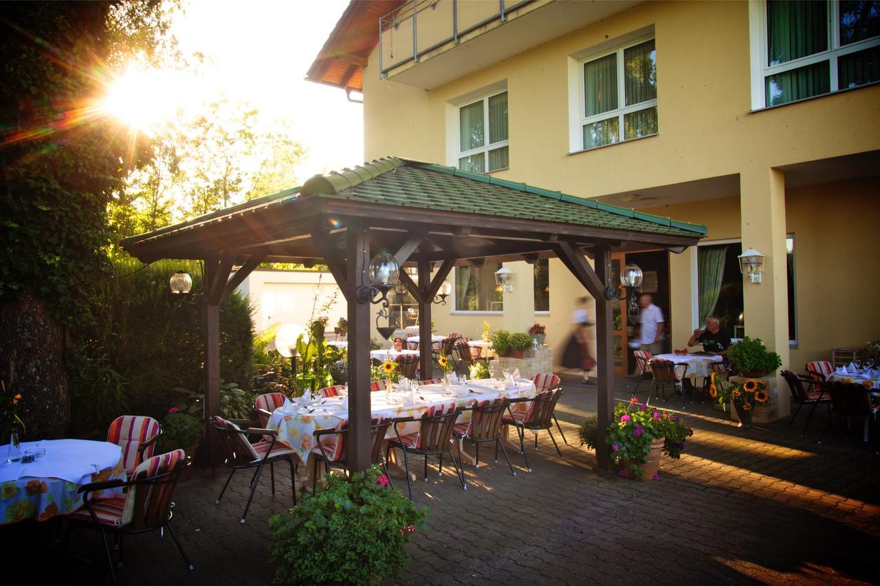 Hotel & Restaurant Dornweiler Hof Illertissen Exteriér fotografie
