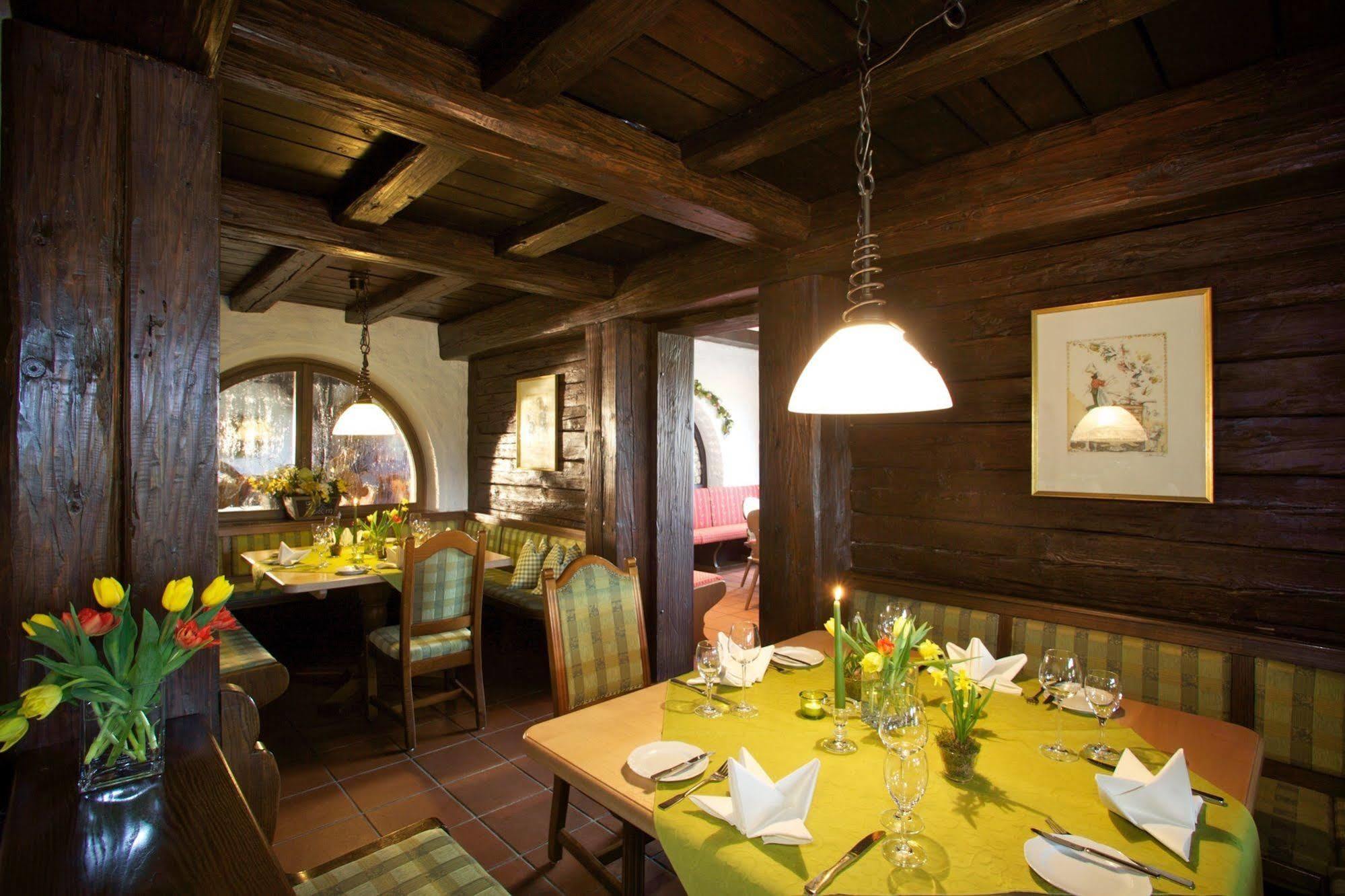 Hotel & Restaurant Dornweiler Hof Illertissen Exteriér fotografie